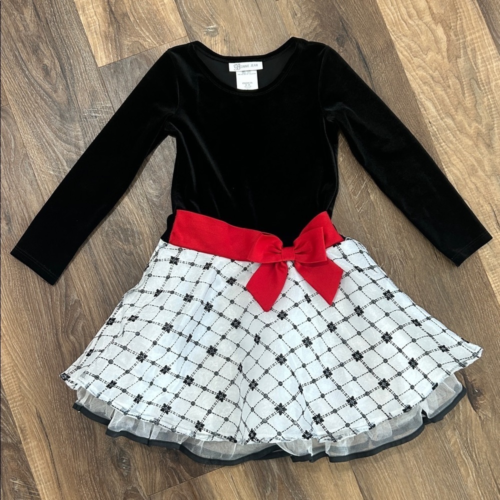 Bonnie Jean Girls Christmas Winter Dress. Size 5 velvet black upper with red bow